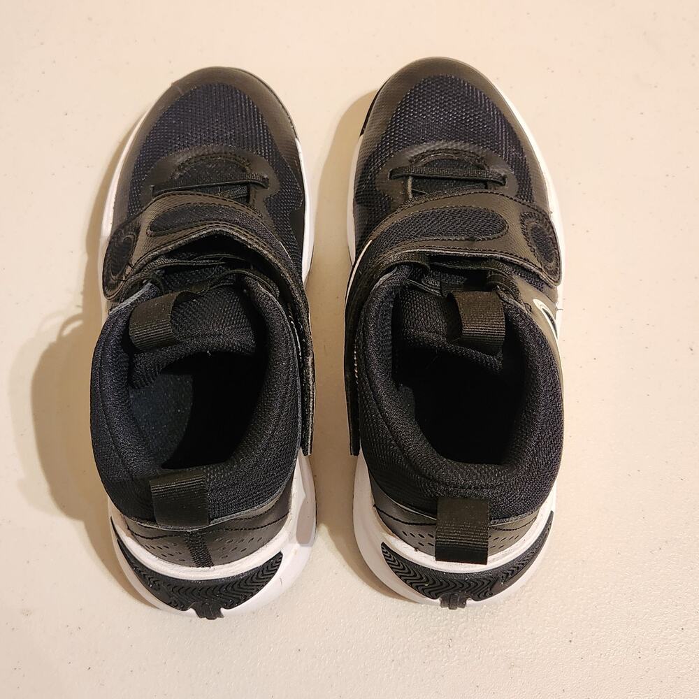 Nike Hustle D 11 Junior Boys Sz 5 Basketball Sneakers DV8996-002 Black & White - Picture 6 of 9